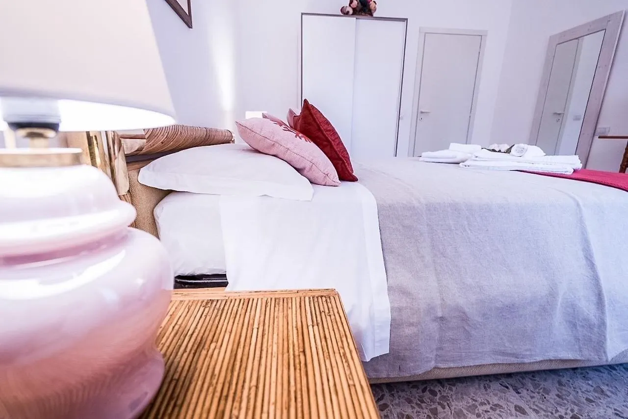Liguria Garden Apartment Olbia