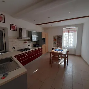 https://giuggiolhouse.hotelitalianriviera.com